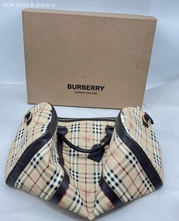 Vintage Burberry Nova Check Duffle Bag Brown Leather Made in Italy with Box