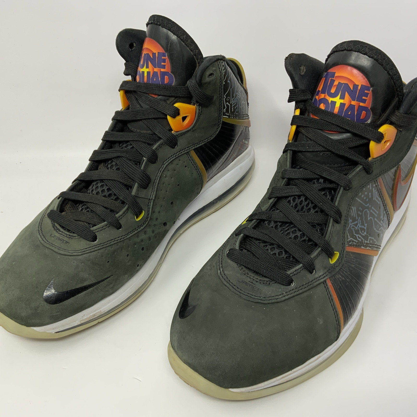 Nike Space Jam x LeBron 8 A New Legacy Mens Size 9.5 Basketball