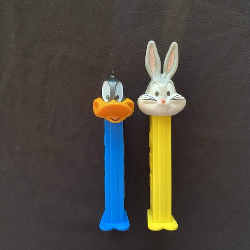 Looney Tunes Pez dispenser lot Bugs Bunny Daffy Duck vintage toys