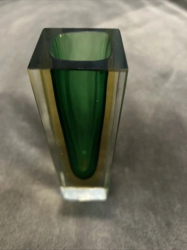 Murano Glass 6” Vase Sommerso 4 sided faceted cut green&yellow ref Flavio Poli