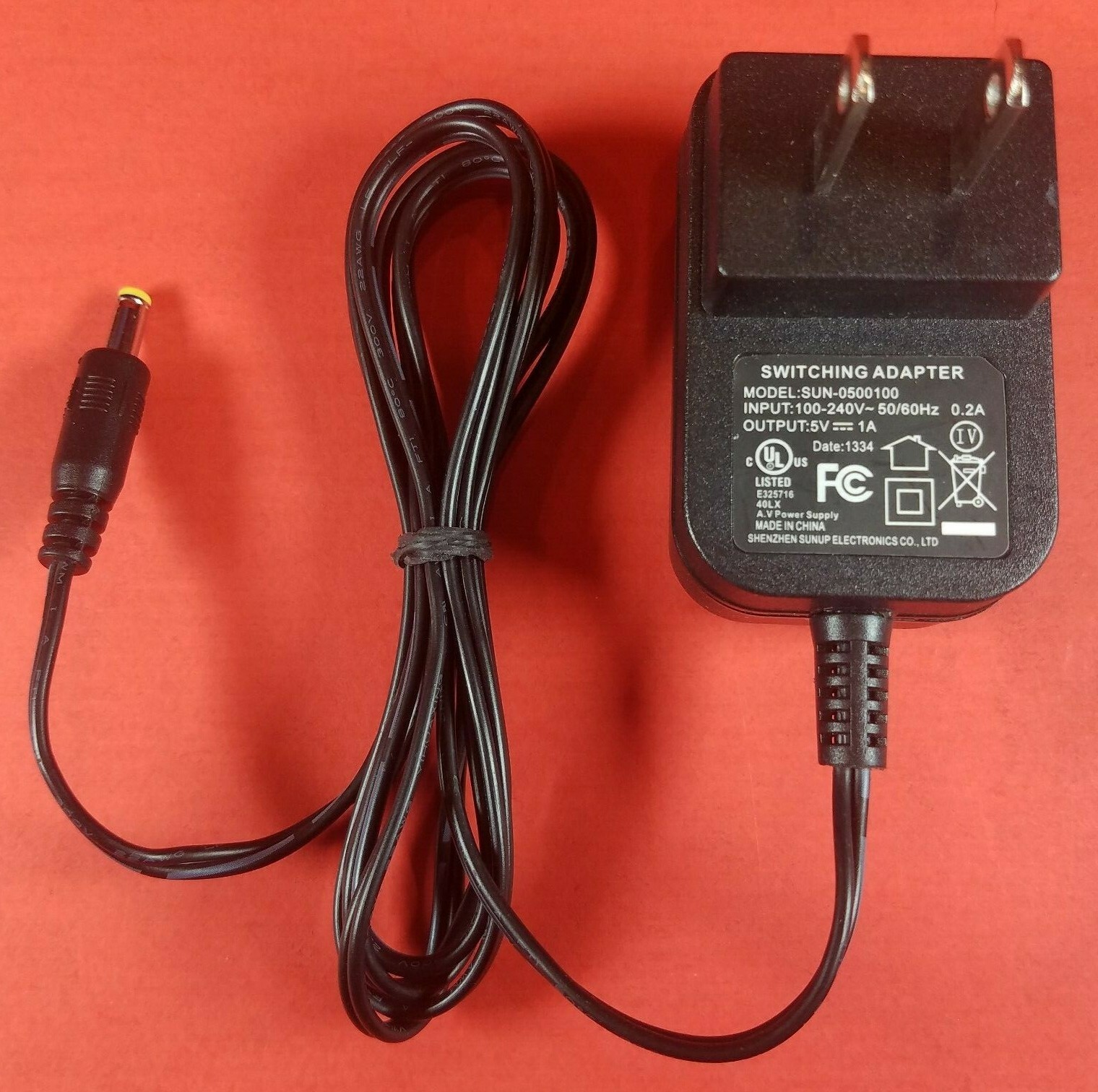 Shenzhen Sunup SUN0500100 Switching Power Supply Adaptor 5V 1A AC/DC
