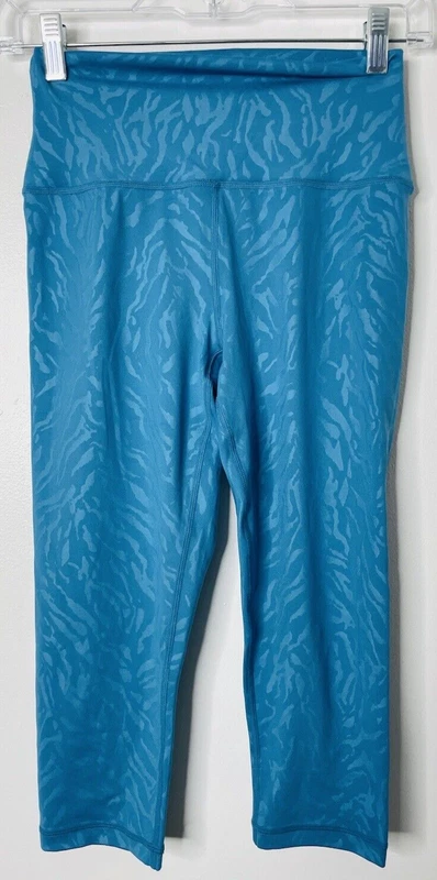 sweaty-betty all day cropped tiger print stretch high waist leggings