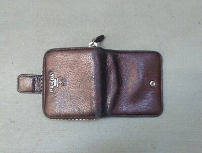 Prada Zip Wallet Metallic Brown Leather Italy Coin Pouch  display picture 1