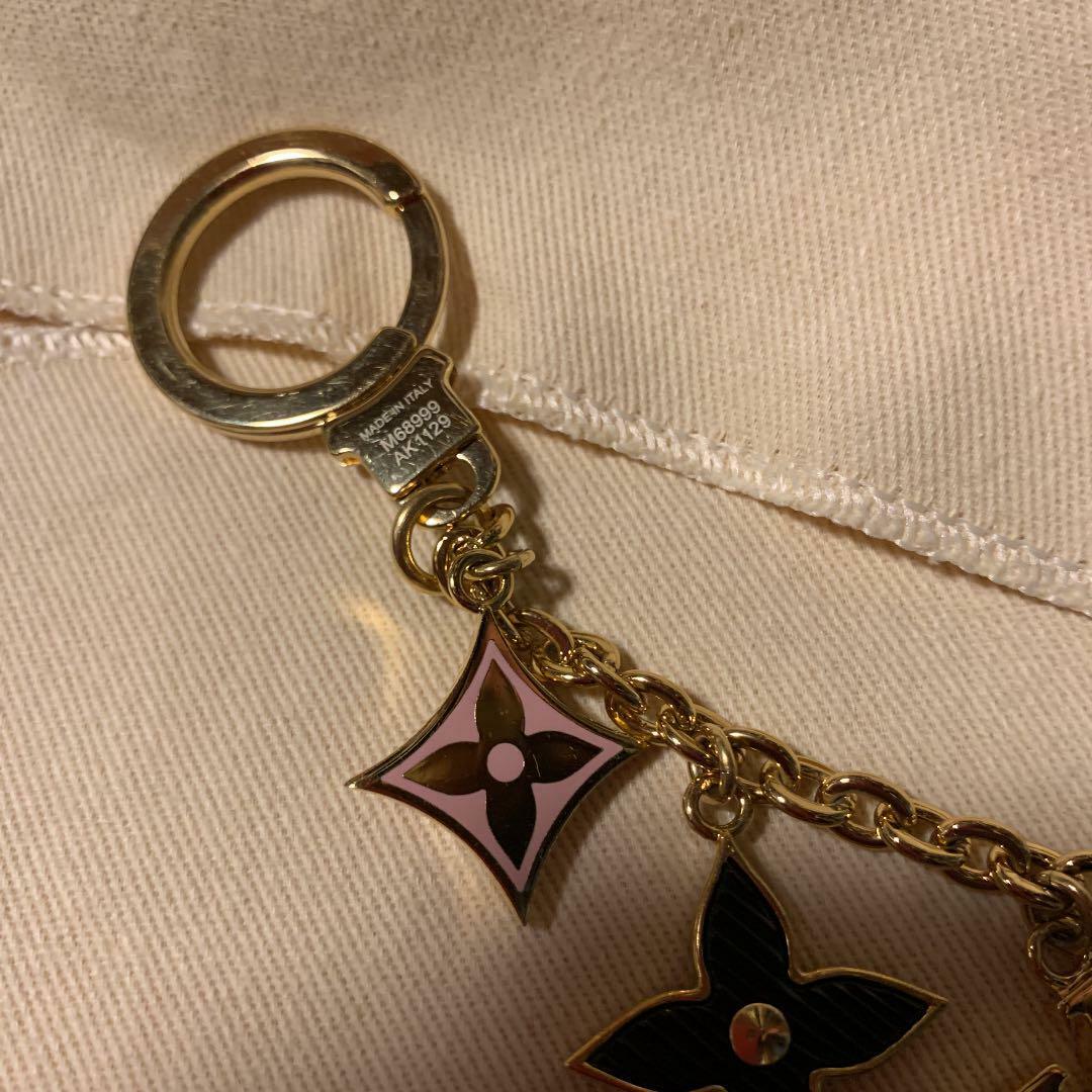 LOUIS VUITTON LOUIS VUITTON SPRING STREET CHAIN BAG CHARM key ring M68999  metal Gold Used LV M68999