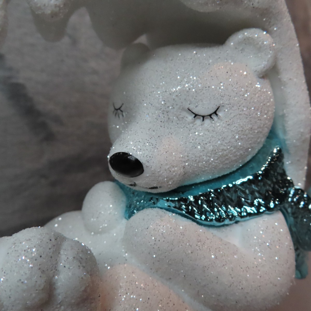 Bath & Body Works 2024 POLAR BEAR RING 3 Wick Candle Holder White