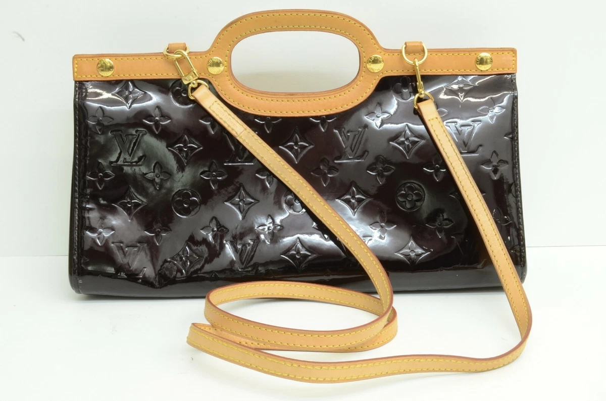 LOUIS VUITTONAmarante Monogram Vernis Roxbury Drive Bag