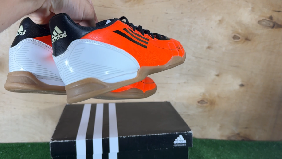 Adidas adizero F5 IN U44269 Indoor shoes Orange boots Cleats mens