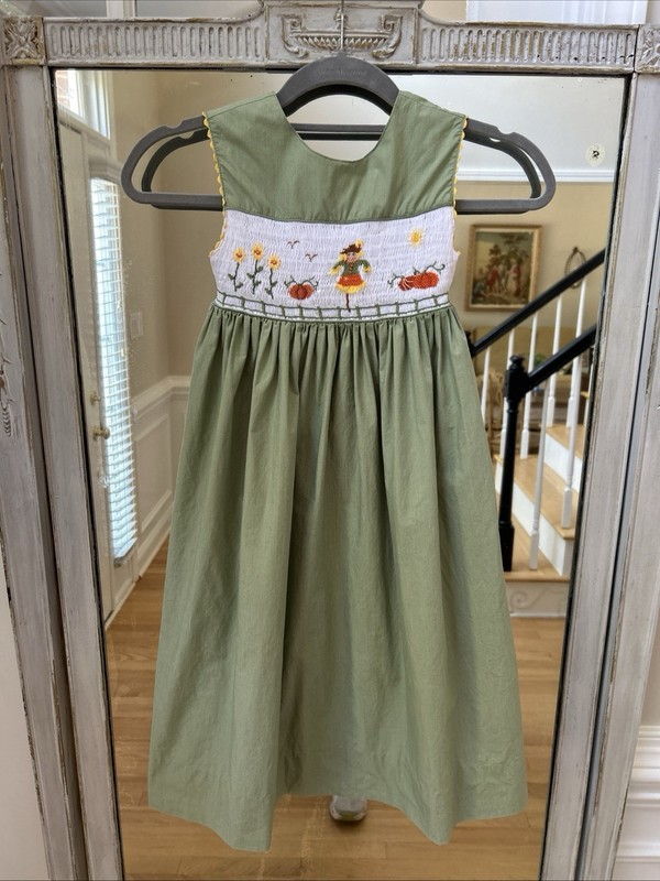 Orient Express Girls Sz 7 Fall Smocked Dress W/ Pumpkins & Scarecrow