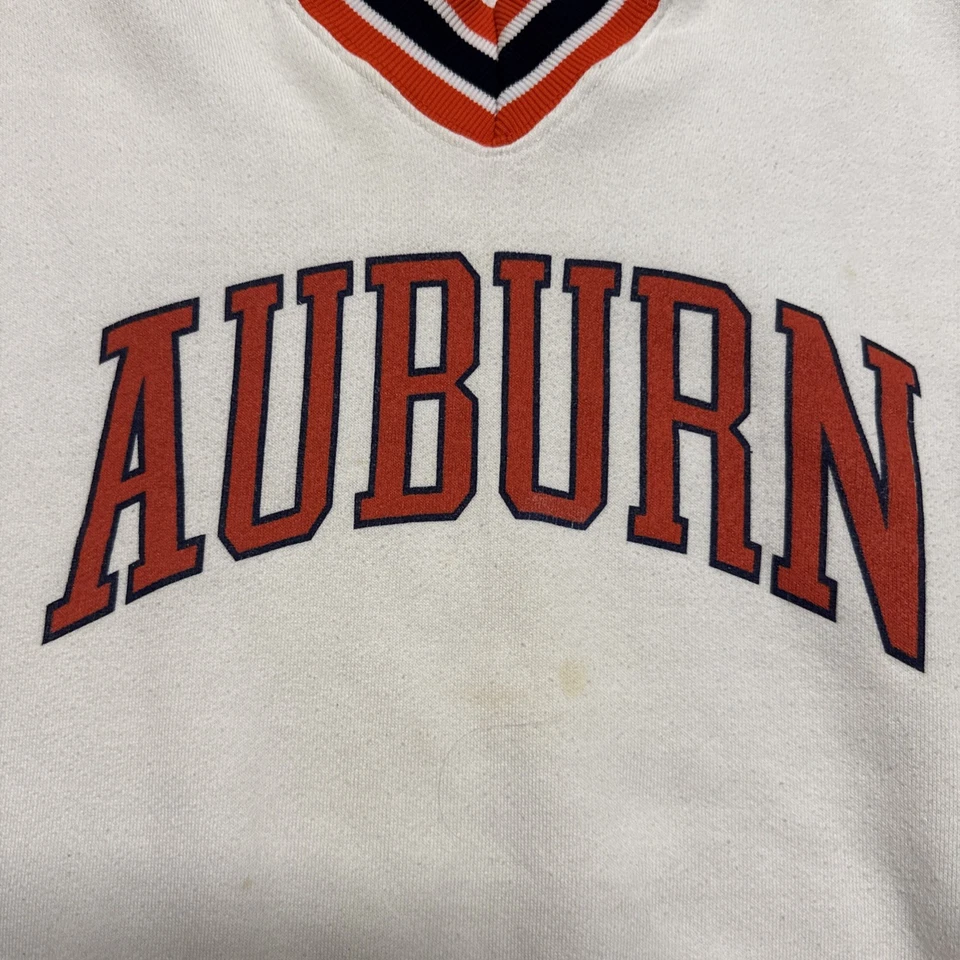 Sudadera Vintage Auburn University Blanca Cuello en V Hecha en EE. UU. Talla Grande Foto 2 de 4
