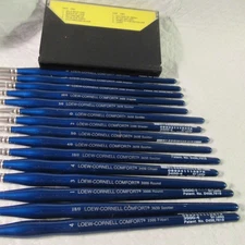 LOT OF 15 LOEW-CORNELL COMFORT BRUSHES 3000,3300,3400,3450,3500,3650