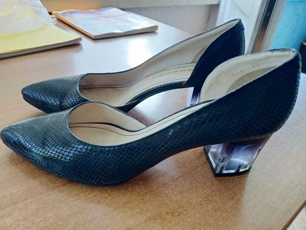 Women Vero Cuoio Heels Black 39