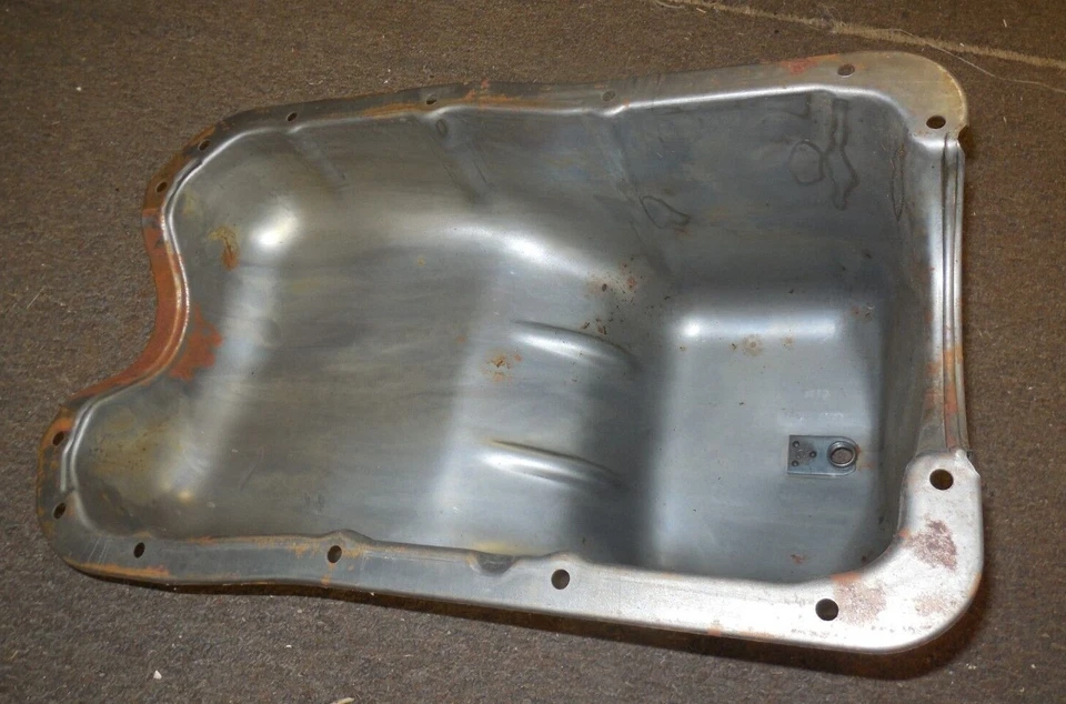 Nuevo Motorsport 1984-1986 Ford Thunderbird 3,8 L V6 cárter de aceite M-6674-A380 Foto 4 de 4