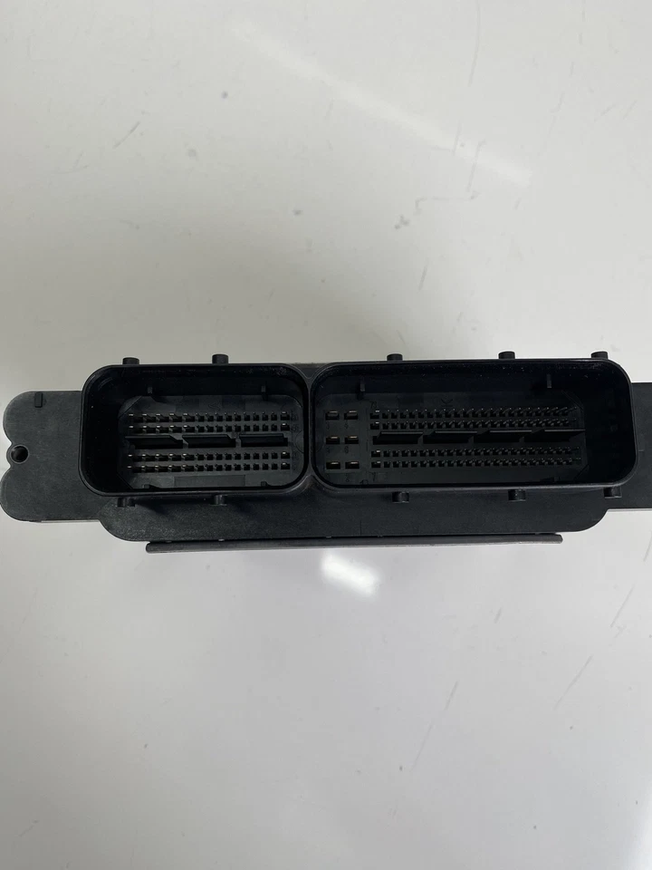 AUDI A1 Sportback 8XA, 8XF Centralina motore ECU 04E906016T (N217) - Immagine 3 di 4