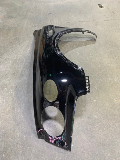 Bentley Bentayga left fender  2020-2023