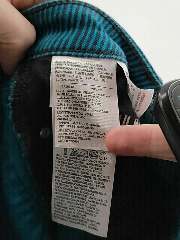 Pantalones Levis para mujer talla W25 L30 color negro/azul ajustados a rayas 5 bolsillos legging Foto 4 de 4