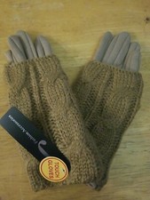 Ladies Tech Touch Gloves, chunky knit Crochet, Tan, M/L