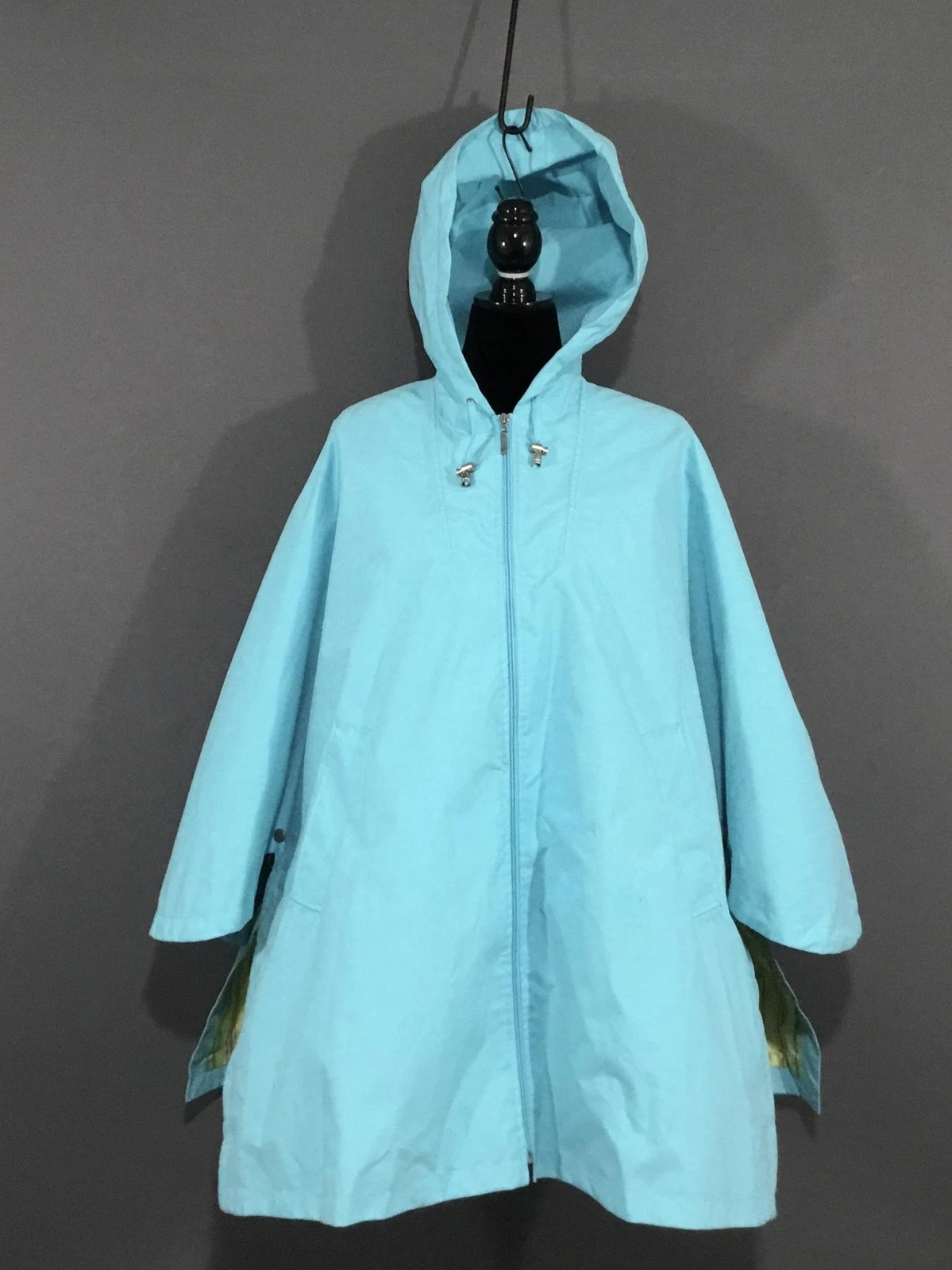 TravelSmith Poncho Womens One Size Blue Hooded Packable Rain Coat Lined
Opens in a new window or tab