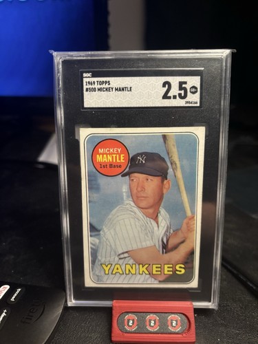 1969 Topps - Mickey Mantle #500 Last Name in Yellow SGC 2.5 Yankees