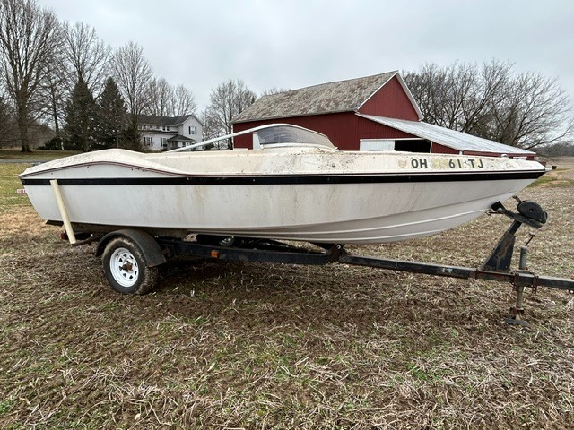 1975 CHRYSLER Conqueror Jet Boat