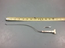 Choke knob for a 1967 9.5 HP Evinrude outboard motor, model 9722