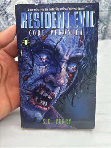 Resident Evil Books 1-6 By SD Perry PAPERBACK PRE-OWNED - Foto 18 di 19