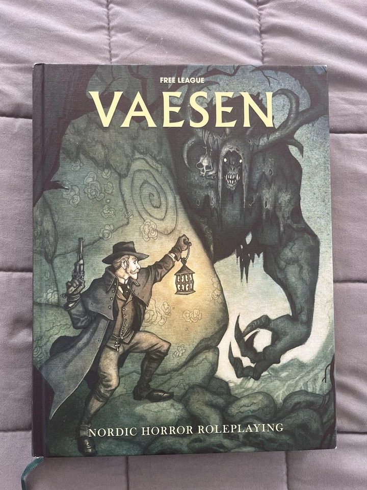 Lote de libros de rol de terror nórdico Vaesen - 1ª edición 1ª impresión Kickstarter Foto 2 de 4