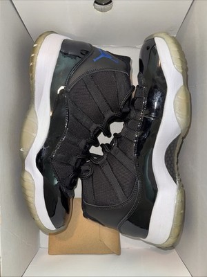 Air Jordan 11 Men's Size 9 Retro 'Space Jam' 2009 Sneakers Black/White/Blue