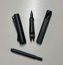 LAMY Safari Fountain Pen STEEL BLACK Medium Nib + Black Ink Catridge NO BOX