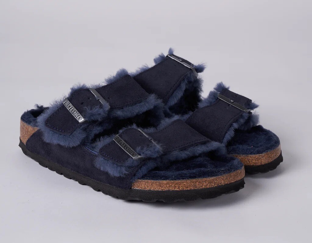 NEW Birkenstock Arizona Shearling Midnight Suede Sandals  display picture 1
