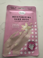 Le Mini Macaron Moisturizing Vanilla Almond Hand Mask New 2 Gloves