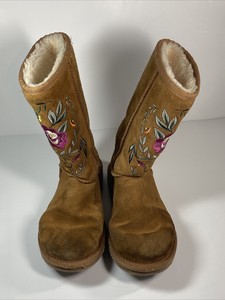 black and gold heels for prom