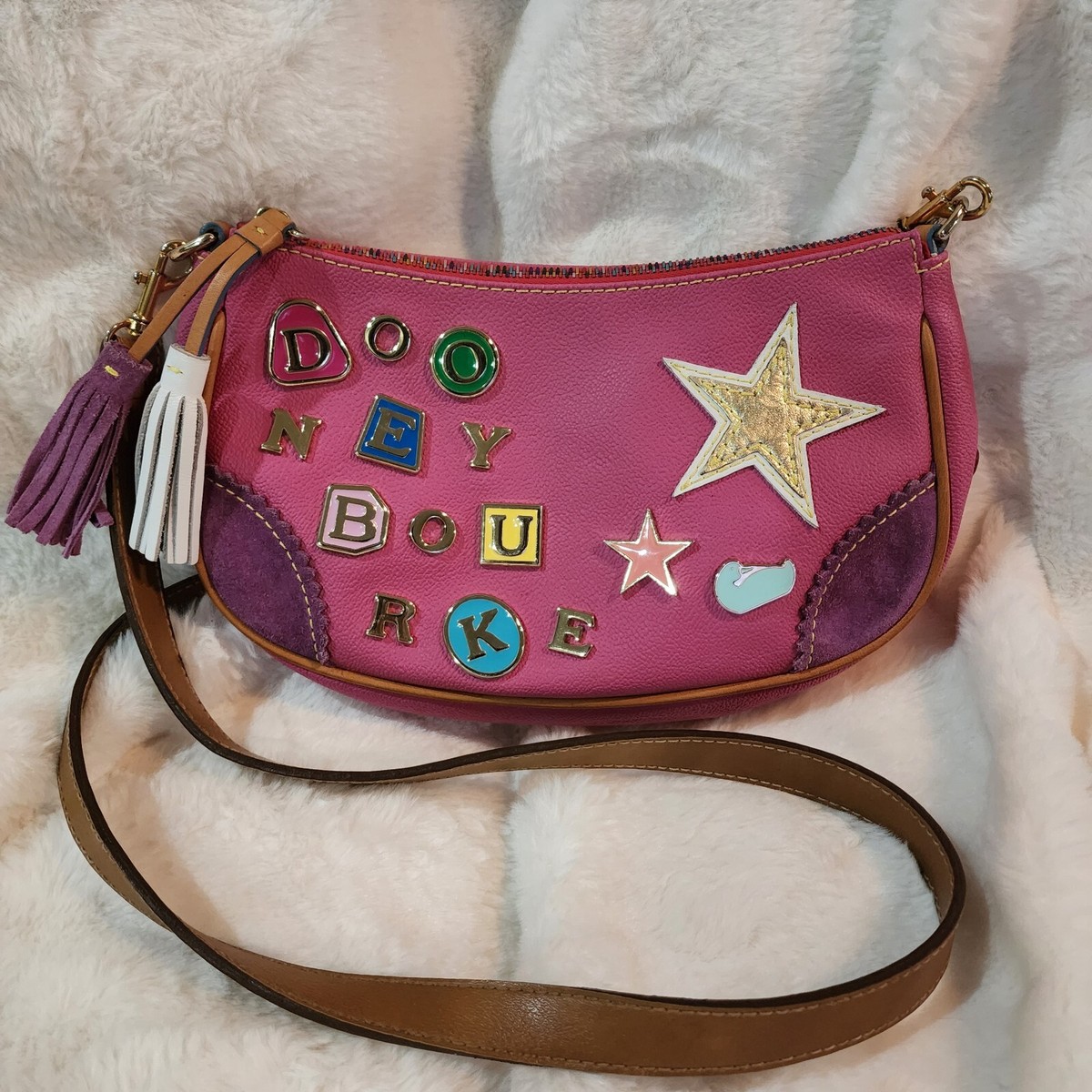 Pink Vintage Dooney And Bourke Crossbody Handbag Small Y2K Pink Vintage Dooney And Bourke Crossbody Handbag Small Y2K