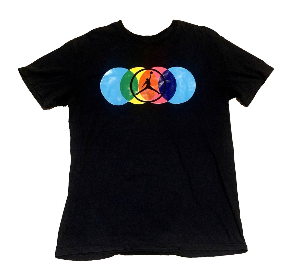 【Jordan】3カラー Jumpman ロゴ 半袖 Tシャツ / 送料無料 Air Jordan — Rainbow Circles Jumpman T-Shirt — Size Men's XL