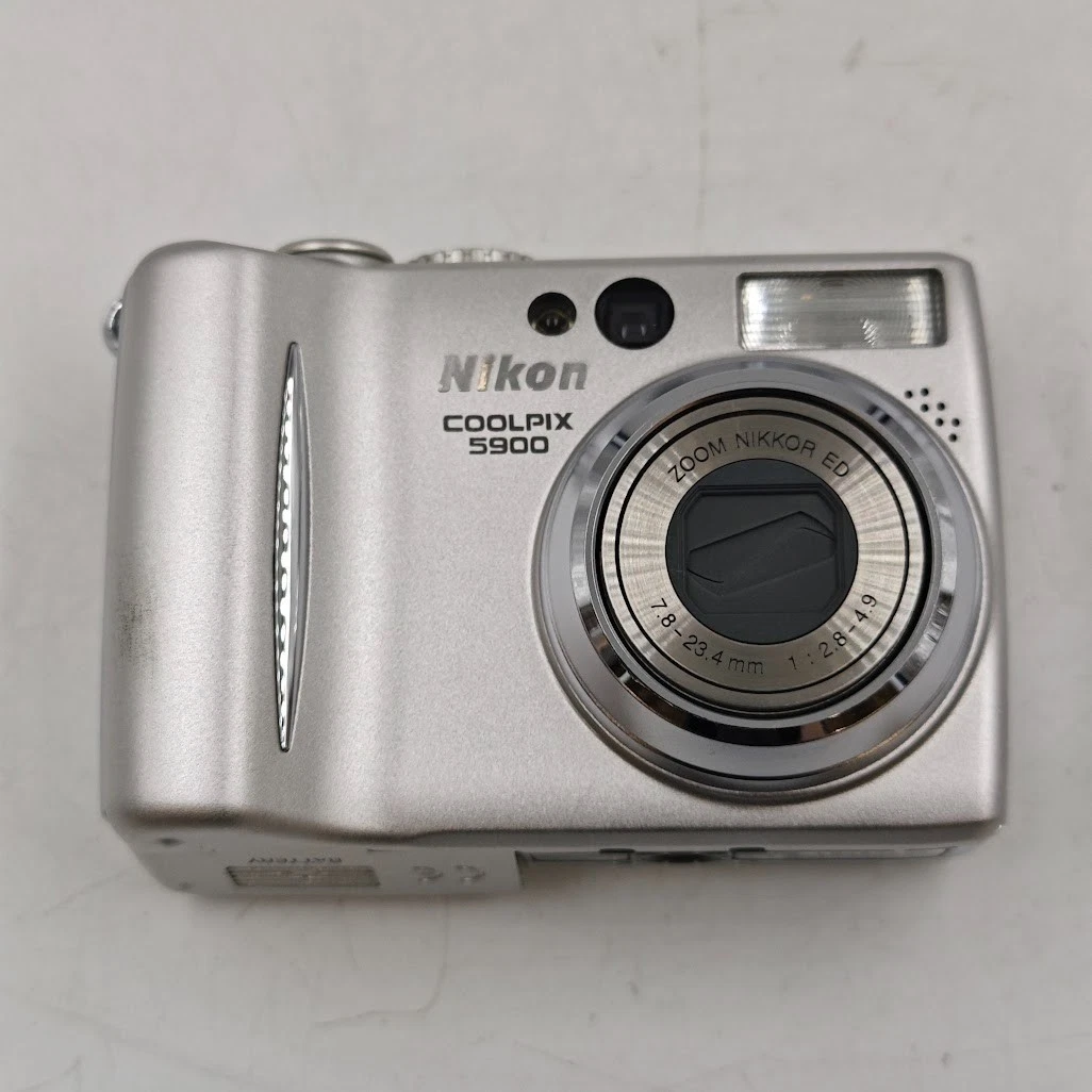 【動作確認済】Nikon ニコンCOOLPIX 5900 Amazon.com : Nikon Coolpix 5900 5MP Digital Camera with 3x Optical