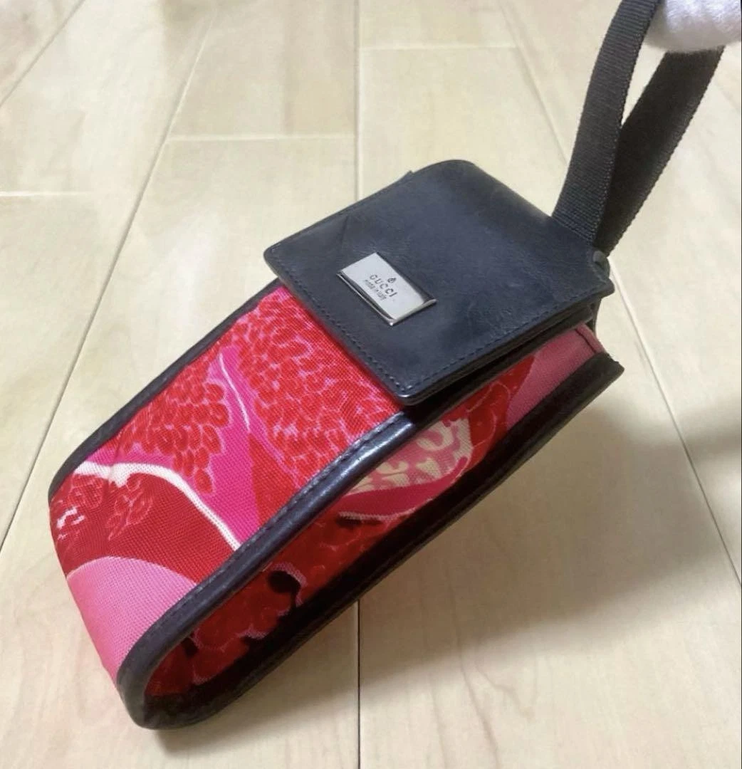 Étui à lanières Gucci petits accessoires noir rose