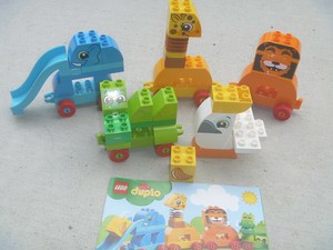 duplo animal train set