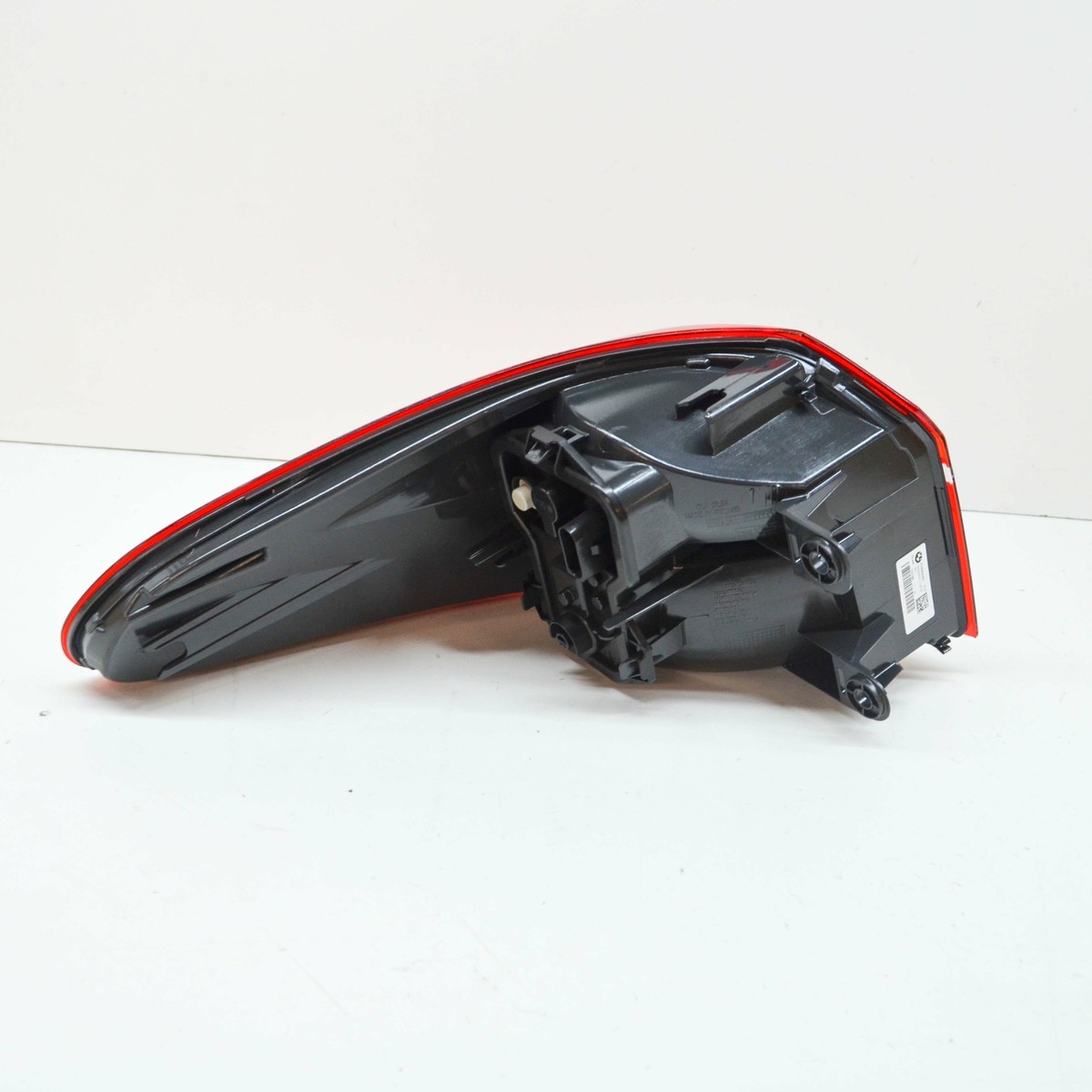 BMW X4 F26 Rear Right Taillight Lamp 7331280 63217331280 NEW 