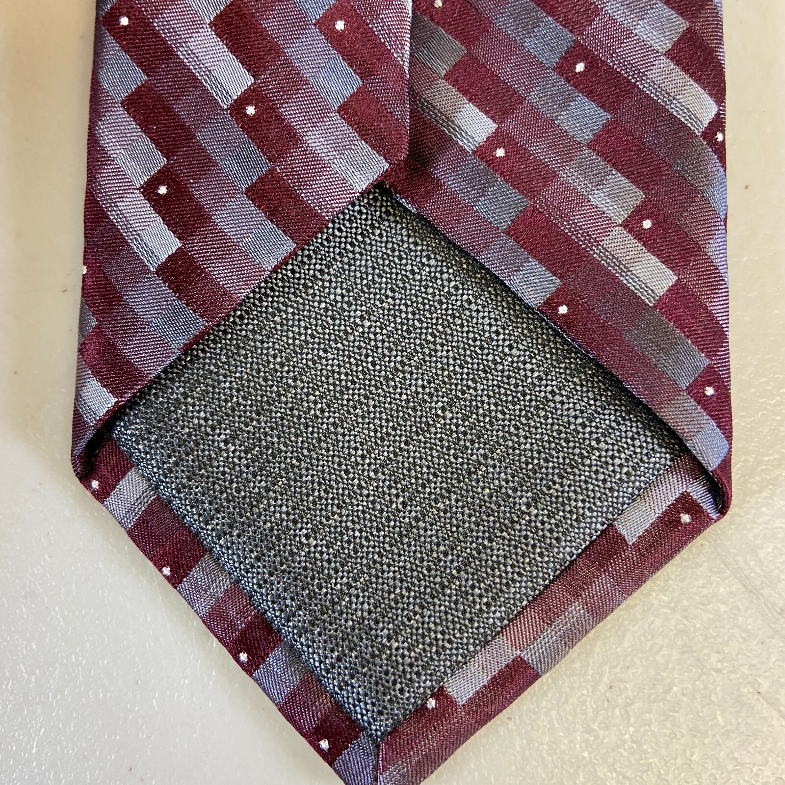 Picture 4 of 5