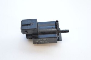 BMW 3er E90 330d 2009 RHD Krümmer Magnetdruckventil 1742712 1876575