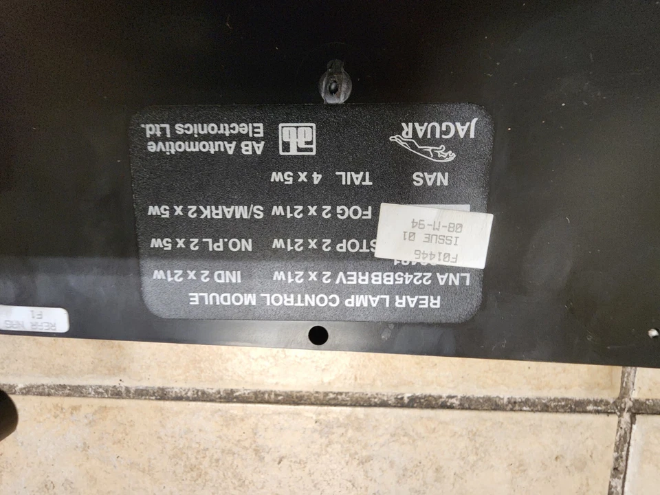 1995 1996 1997 JAGUAR XJ6 VANDEN PLAS LAMP CONTROL MODULE LNA2245BB Foto 2 de 2