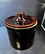 Vintage Dark Brown Glaze Pottery Ceramic Crock with Lid