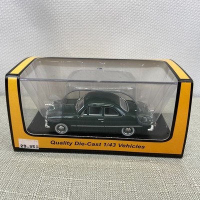 Rail King 1949 FORD 2 - DOOR COUPE W/FENDER SKIRTS Hawthorne Green 1:43 Scale
