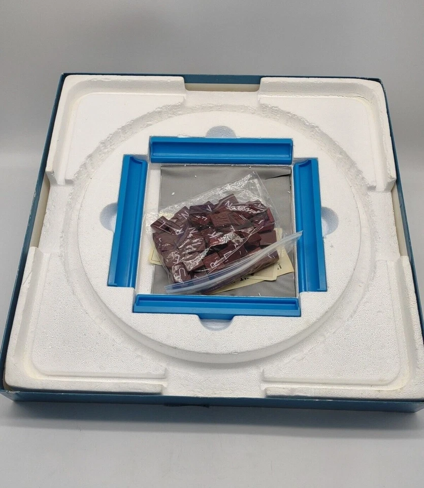 Vtg Scrabble Deluxe Edition Rotating Turntable S&R 1977 Complete Family Fun READ - Image 4 of 4