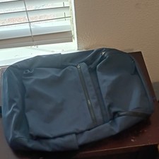 Black Solid Backpack with Zipper Closure