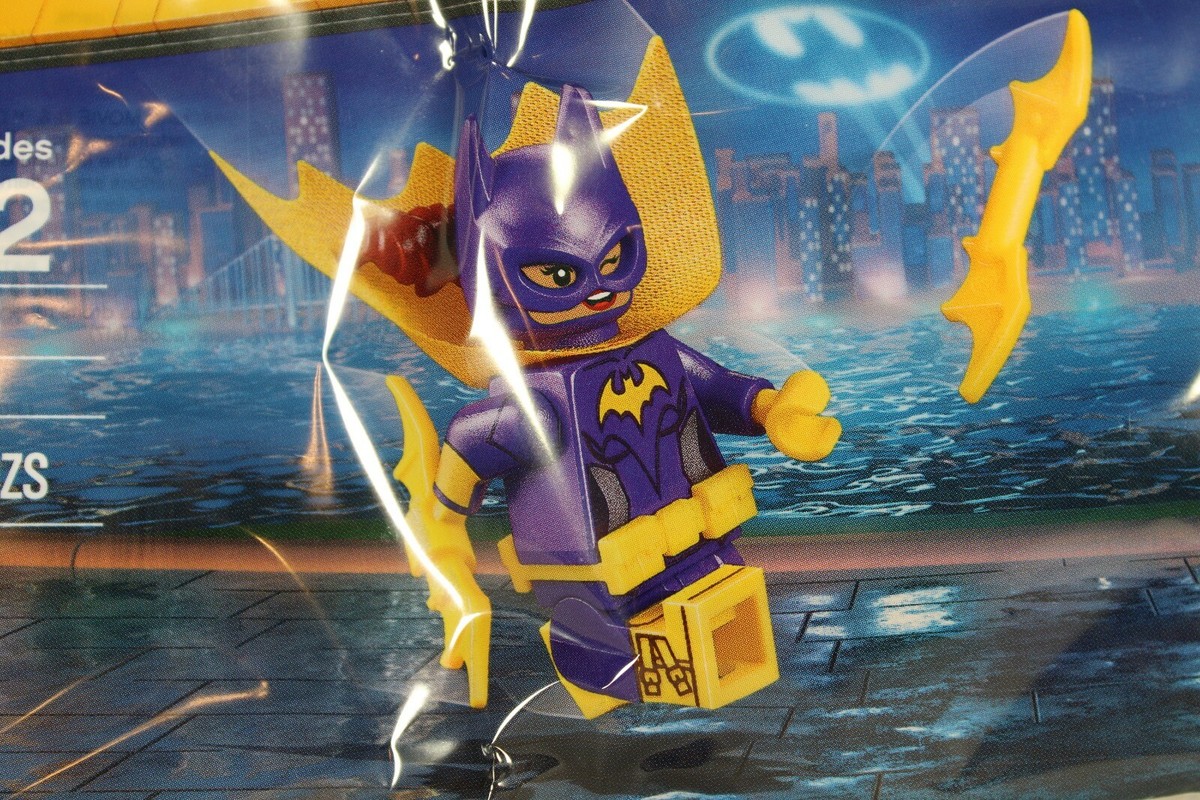 LEGO 30612 The Batman Movie Batgirl Minifigure Polybag Exclusive 9