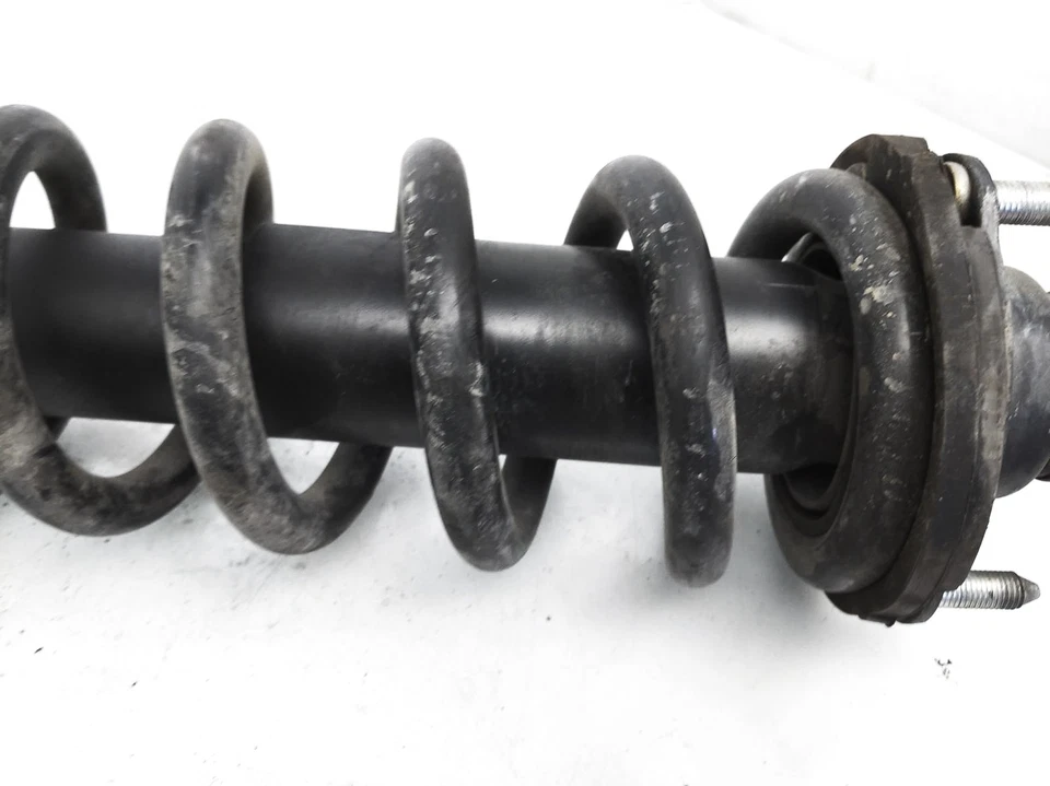 2010-2020 Toyota 4Runner Sr5 4.0 4X2 Front Passenger Strut Shock Spring Absorber - Image 3 of 4