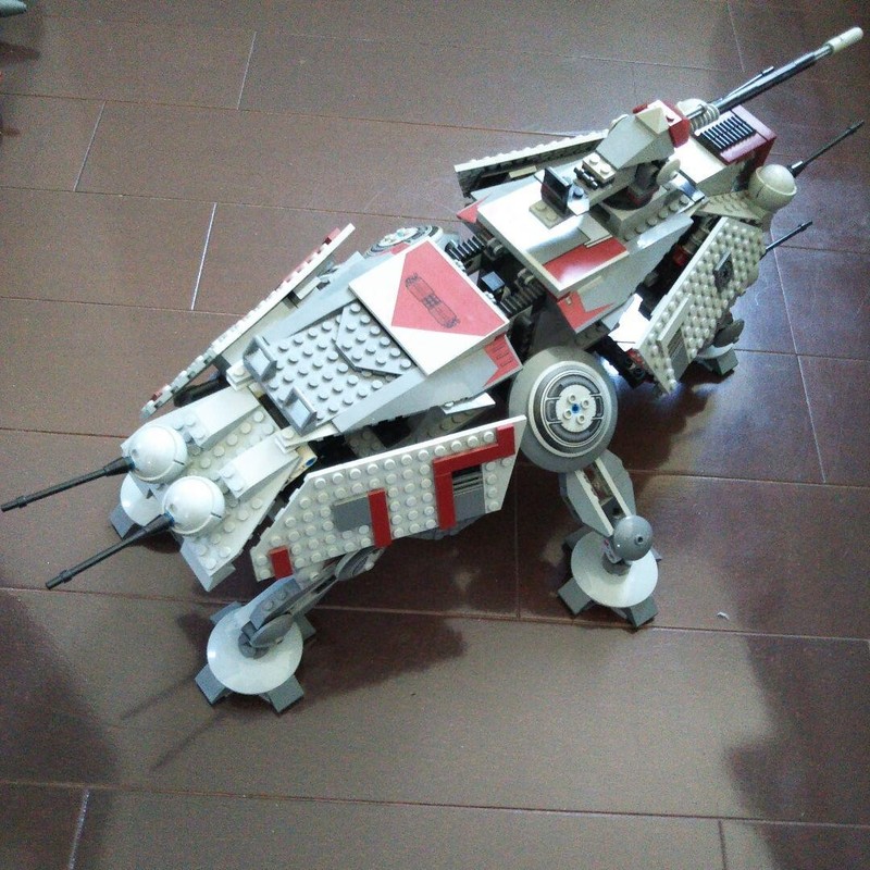 LEGO 7675 AT-TE Walker Star Wars The Clone Wars 2008 without Box