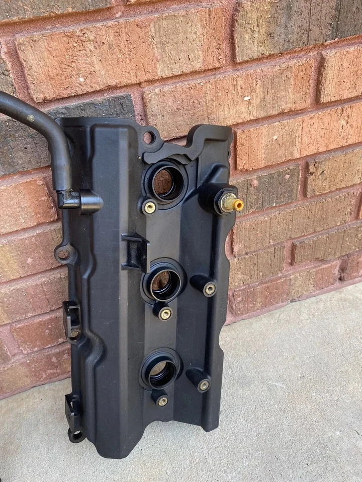 Juego de cubiertas de válvula de motor par L&R para 03-07 Infiniti FX35 G35 M35 Nissan 350Z Foto 2 de 4