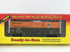 HO Roundhouse 20401 Great Northern 40’ AAR Youngstown Door Boxcar GN #39421