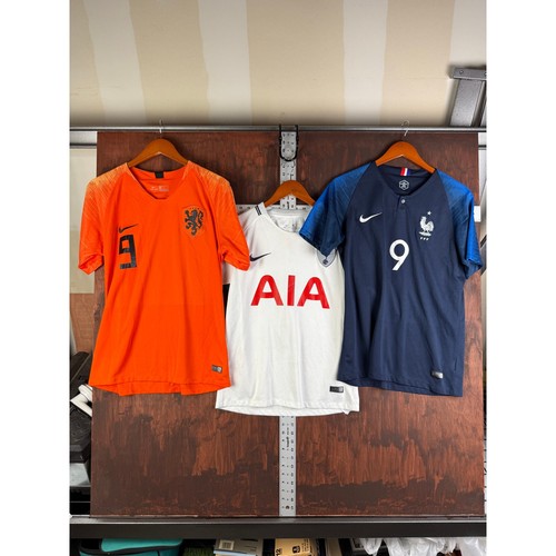 Nike Adidas FIFA Soccer Jersey Lot Chelsea AIA France #9 Haxton Men Small/Medium - Bild 2 von 18